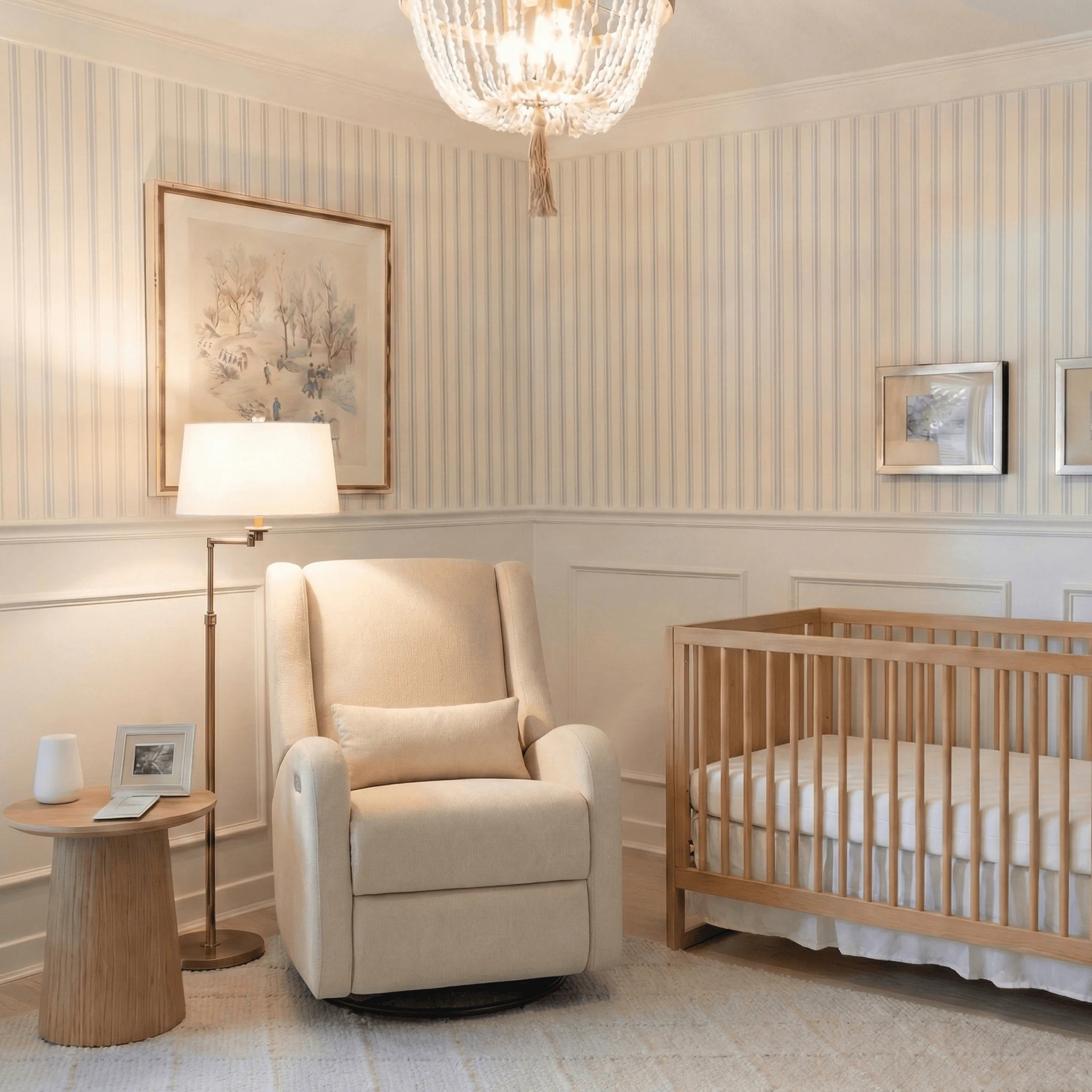 The Charleston Wingback Plus - Image 3